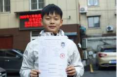 自考励志故事-11岁的“裸跑弟”在南京大学自考毕业了