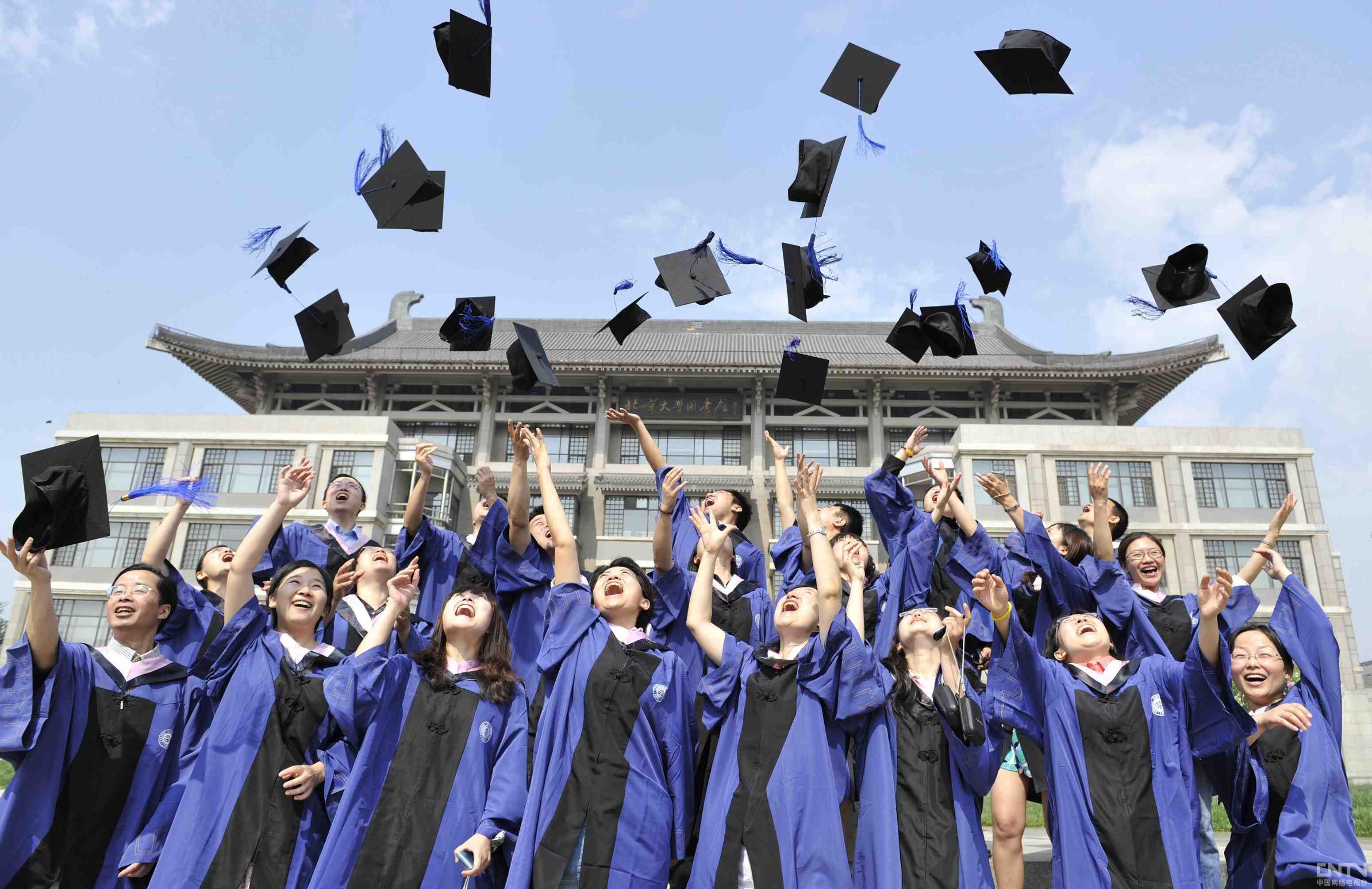 最有含金量的学历提升方式:自考本科好处多!